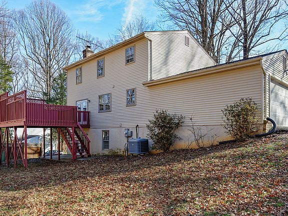 5th image of 12204 Folkstone Dr