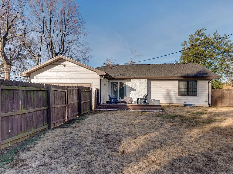 4094 S Eaton Ave — Photo 31