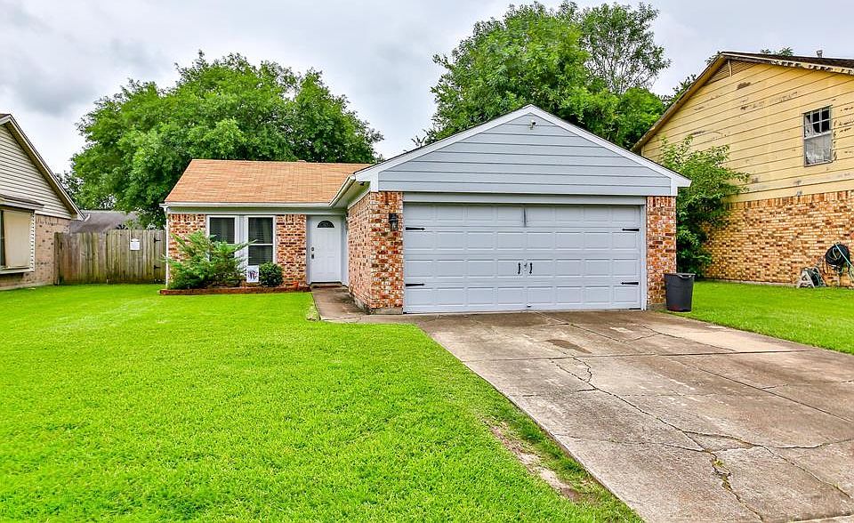 1st image of 5425 Rock Springs Dr