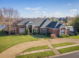 4509 Lake Forest Dr, Owensboro, KY 42303