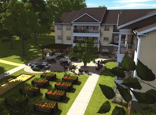 300 Burke Meadows Dr #211, Cazenovia, NY 13035