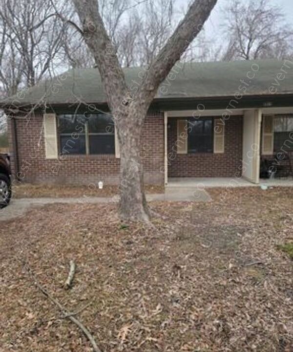 1st image of 6073A Camellia Dr