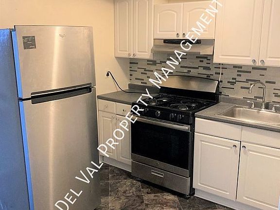 2nd image of 8134 Ditman St Floor 1
