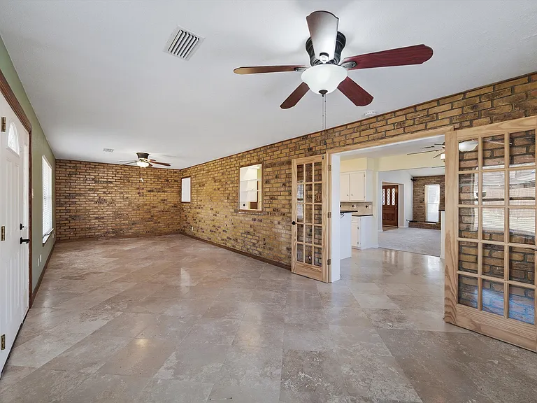 322 N Greenstone Ln — Photo 19