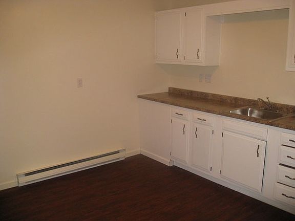 2nd image of 23 Daniele Ln APT 20