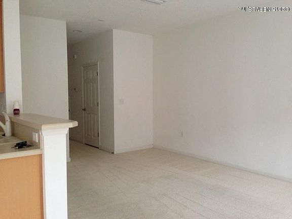 4th image of 9439 Sentry Dr #9439