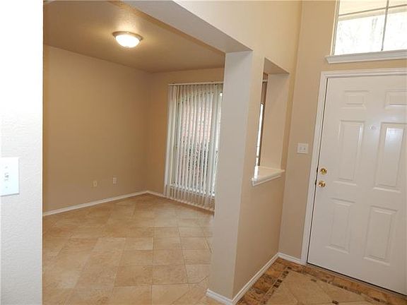 4th image of 1128 Doras Dr