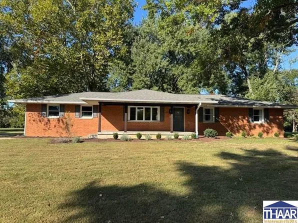 8110 N Watson Pl, West Terre Haute, IN 47885