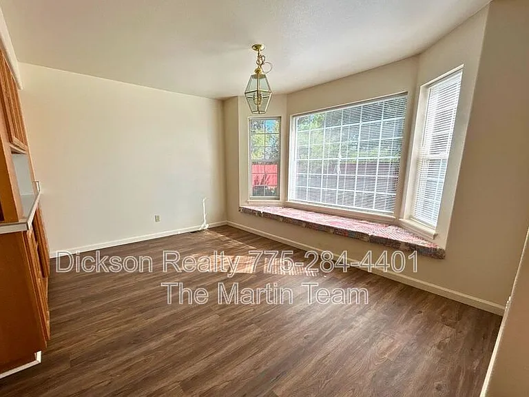 1227 Green Valley Dr — Photo 9