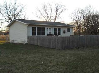 3190 Bluff Rd, Marion, IA 52302