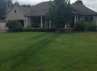 1662 Peppermill Rd, Lapeer, MI 48446