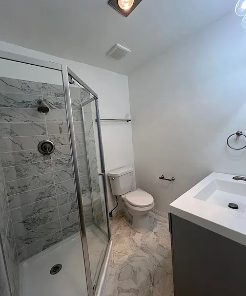 2124 Garnet Ave #B — Photo 8