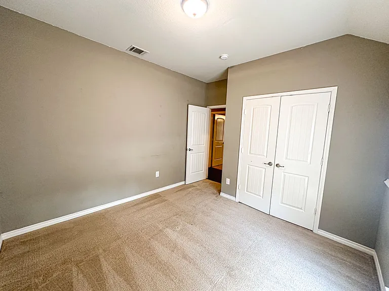 1715 Nestledown Dr — Photo 24