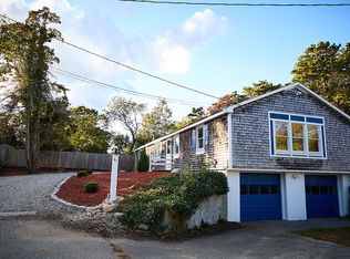 61 Bettys Pond Rd, Hyannis, MA 02601