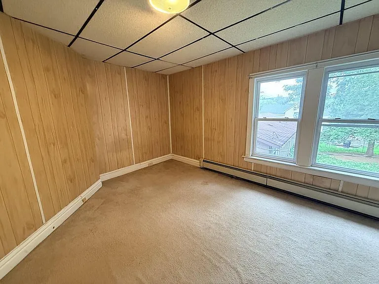 1204 Kenwood Ave — Photo 21