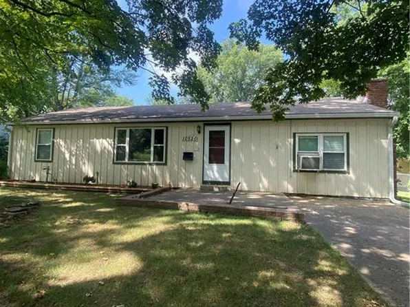 10526 Palmer Ave, Kansas City, MO 64134