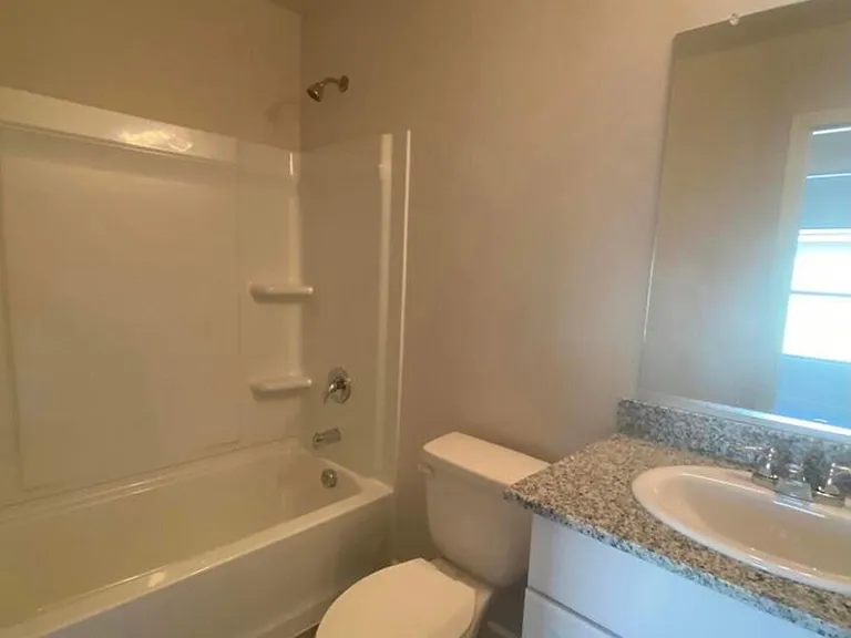101 E Bobcat Pl — Photo 7