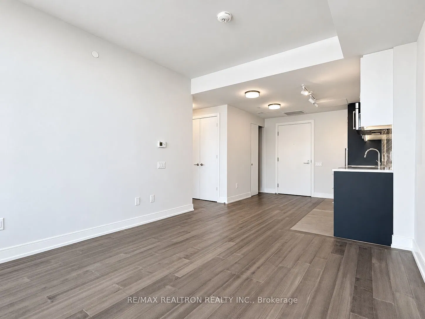 1 bed, $3,395 — Photo 4