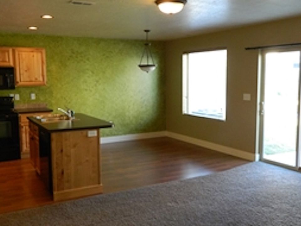 387 S 1285 E Hyrum, UT, 84319 Apartments for Rent Zillow