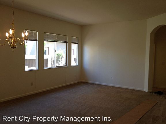 5th image of 10071 Shana Way