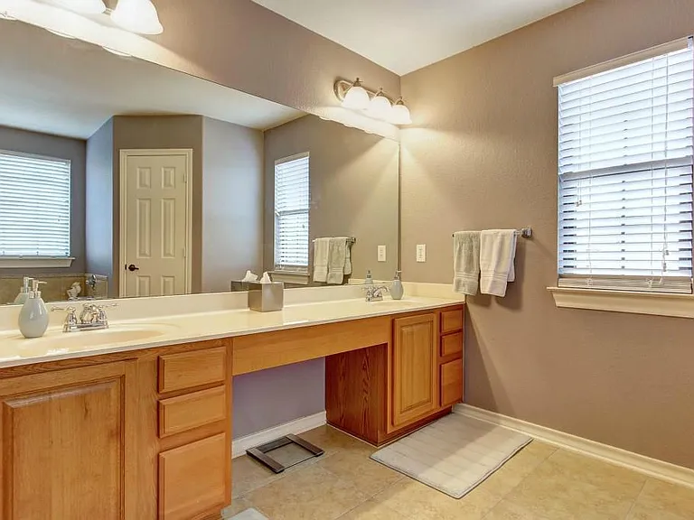 408 Island Oak Dr — Photo 14