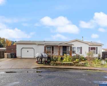 1531 SE Nancy Ct, Dallas, OR, 97338