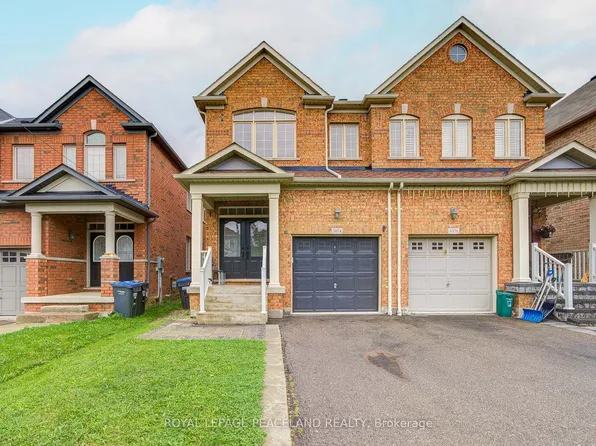 3074 Doyle St, Mississauga, ON L5M 0M9