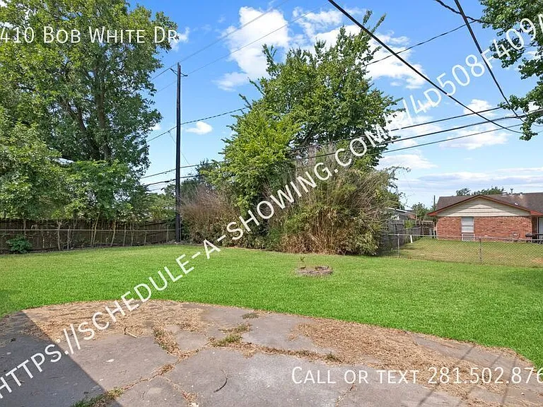 8410 Bob White Dr — Photo 11