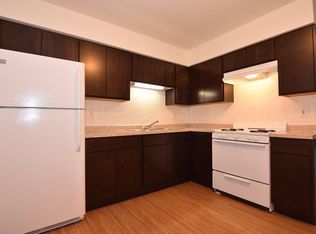 1914 S 15th Ave APT 1E, Broadview, IL 60155