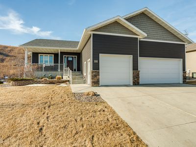 3208 Valley Dr, Bismarck, ND, 58503