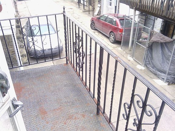 4th image of 6601 Dorel St #1