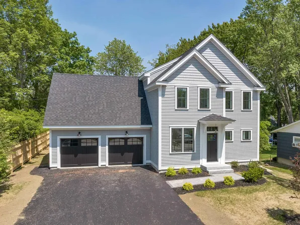 139 Essex Avenue, Portsmouth, NH 03802