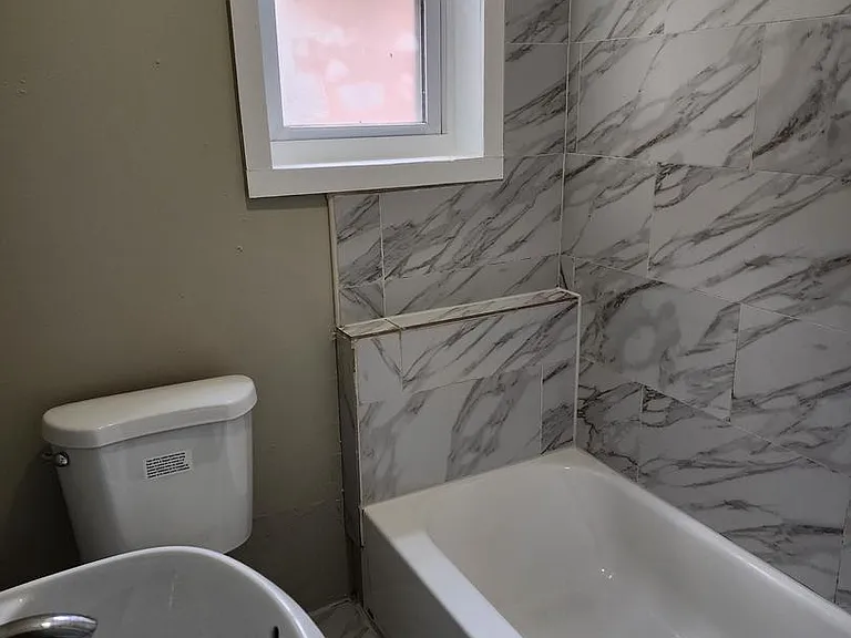 123 Ward Ave — Photo 9