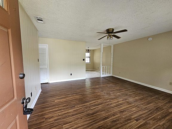 2nd image of 1603 Carolewood Ct #2