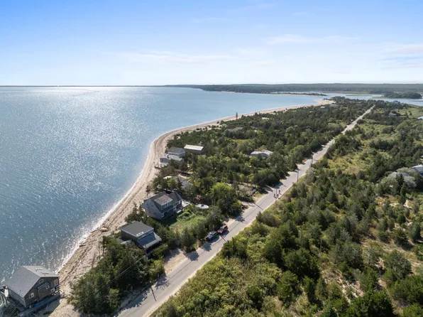 225 Gerard Dr, East Hampton, NY 11937