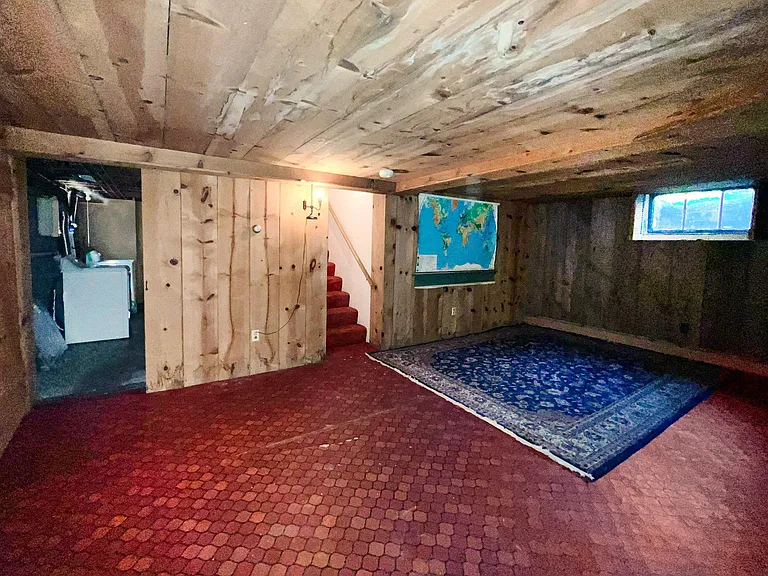 51 Elfman Dr — Photo 35