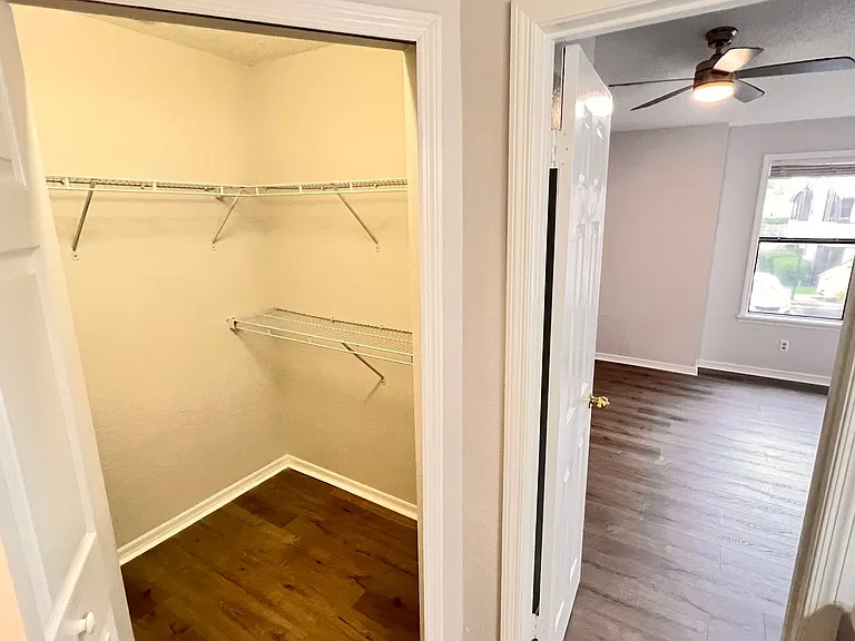 3043 Antique Oaks Cir #170 — Photo 34