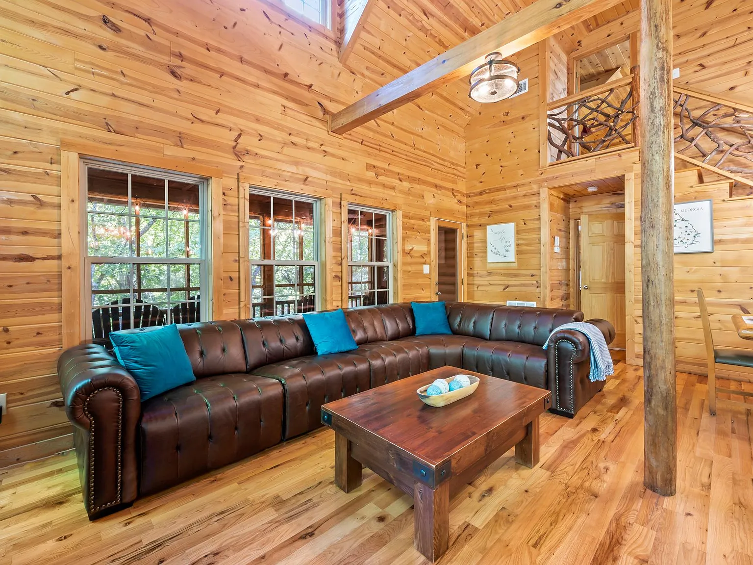 165 Sequoia Trce — Photo 3