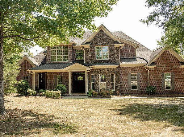 2024 Lake Circle Dr, Tupelo, MS 38801