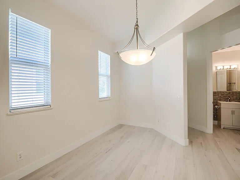 14854 Toscana Way — Photo 39