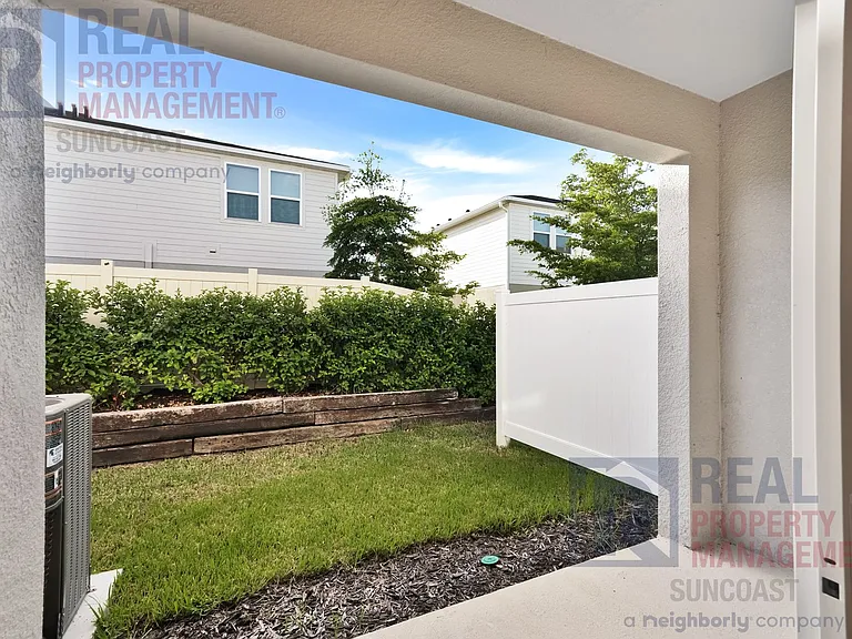 8700 Daybreak St — Photo 21