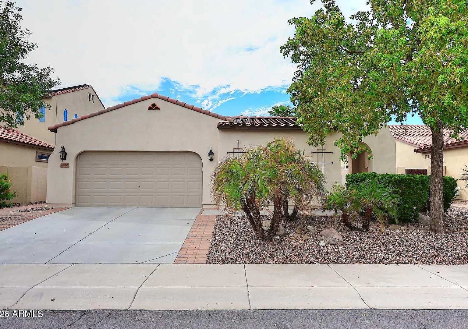 4 bed, 2.0 bath, 2096 sqft, $3,500 — Photo 1