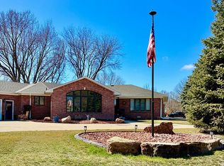 3103 Brentwood Cir, Grand Island, NE 68801