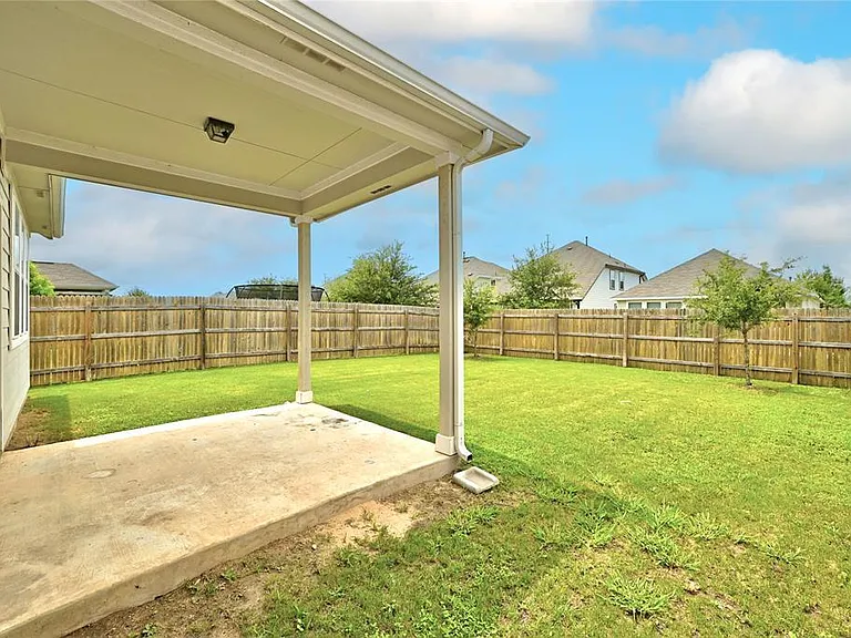11921 Cimaizon Dr — Photo 17