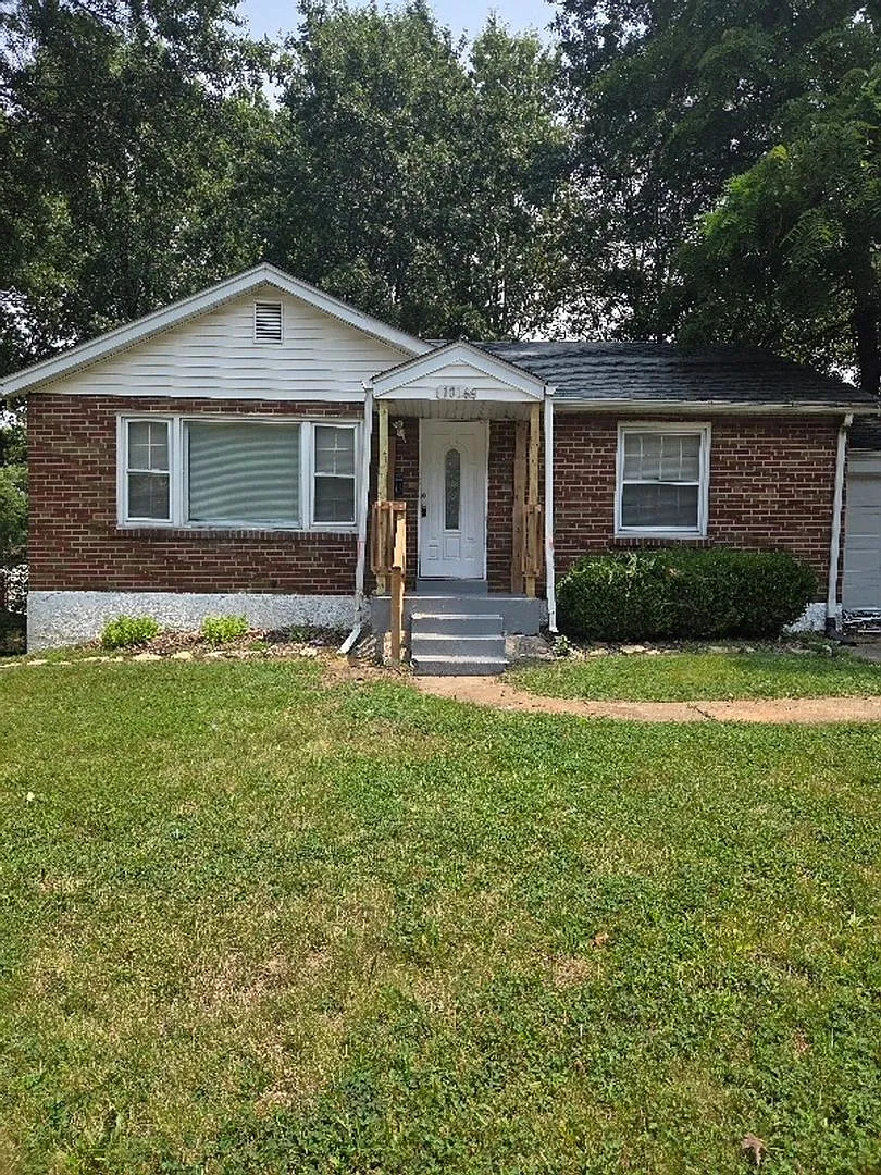 Charming 2BR House in Saint Louis — Photo 3