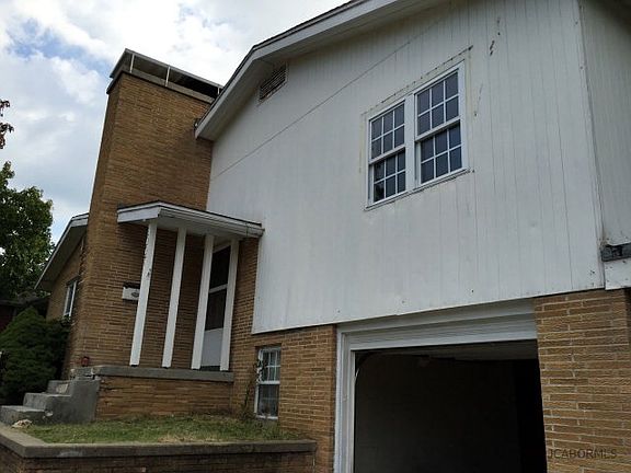 2nd image of 1007 Laurel Dr