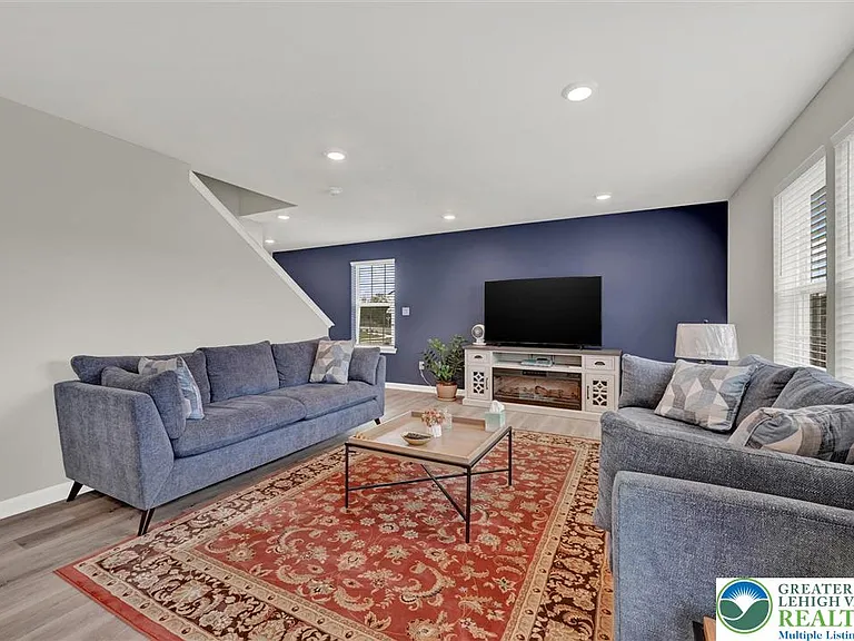 264 Winding Rd — Photo 7