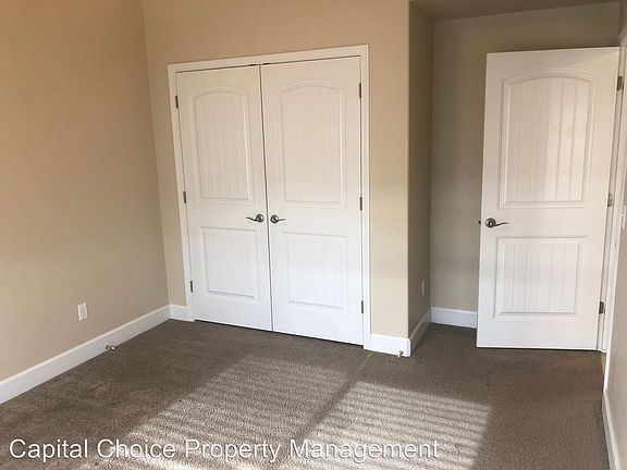 5th image of 1027 W 1033 N APT 307