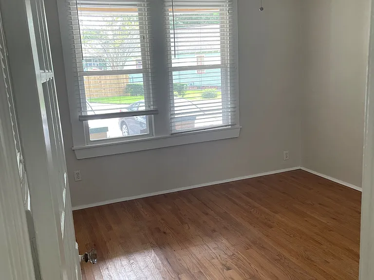 1564 Belmont Ave #2 — Photo 6