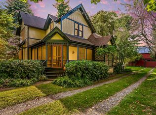 1382 Blue Star Hwy, Fennville, MI 49408